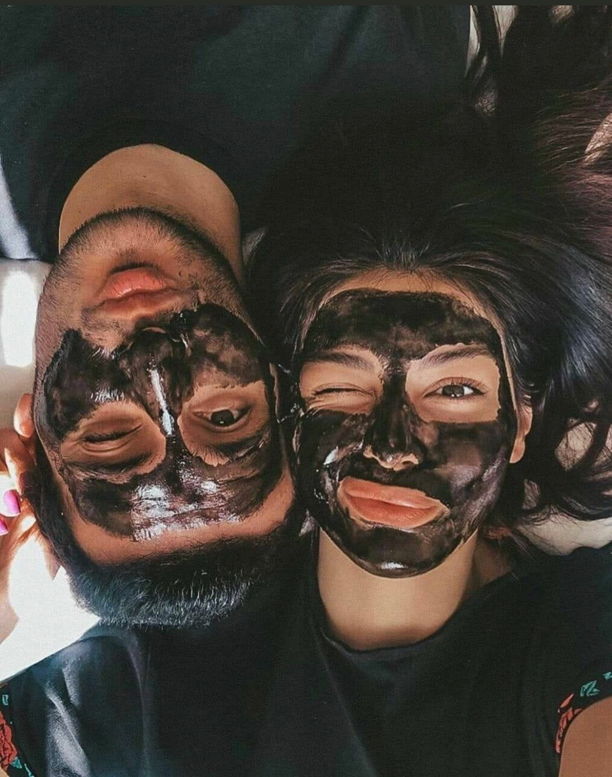 Masque au charbon actif