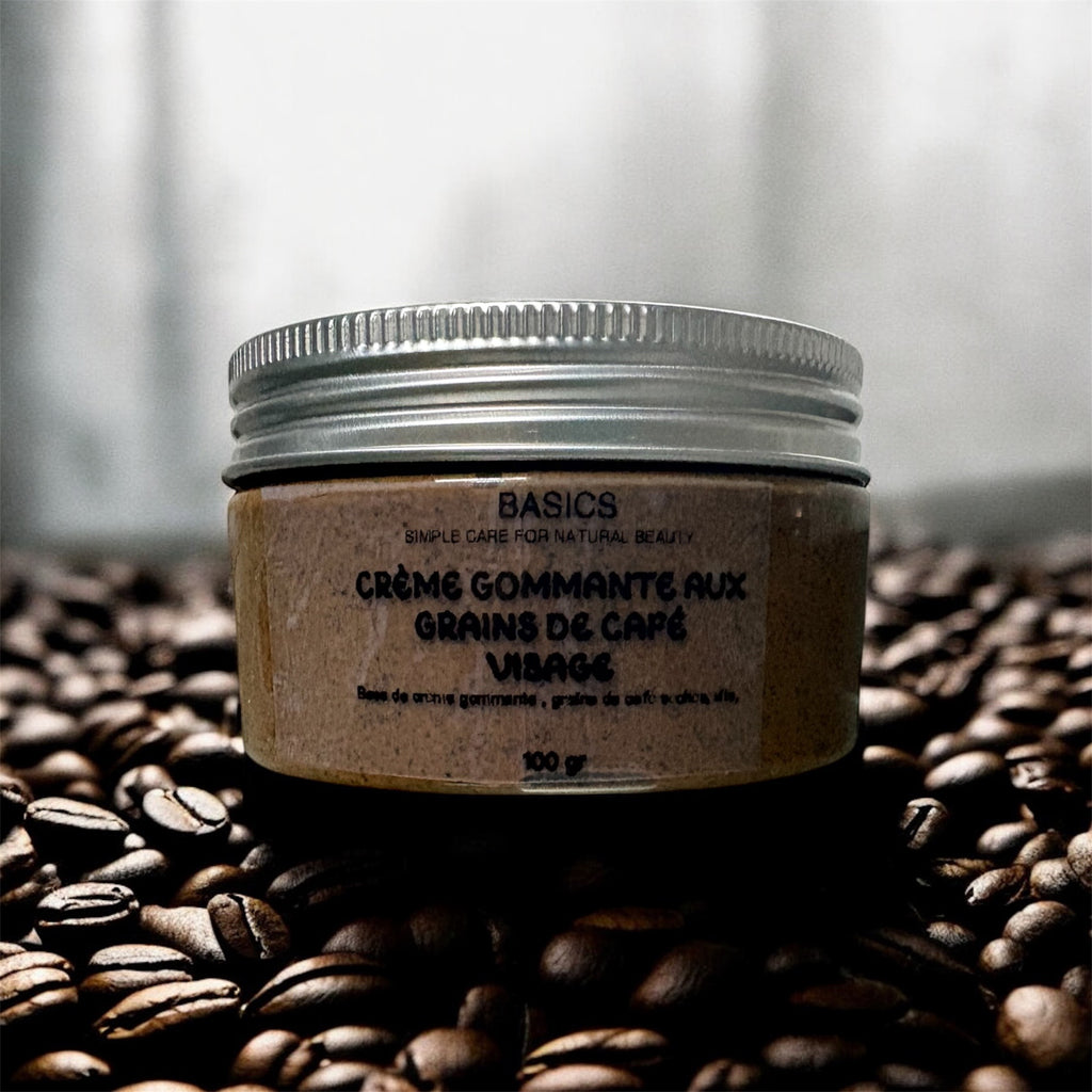 Gommage visage au café